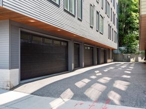 525 E 1st St 5, Boston MA 02127