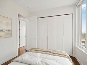 525 E 1st St 5, Boston MA 02127