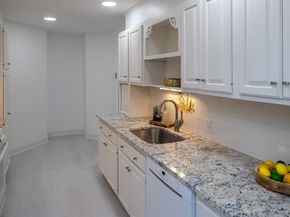 42 Cliffside Drive 42, Plymouth MA 02360