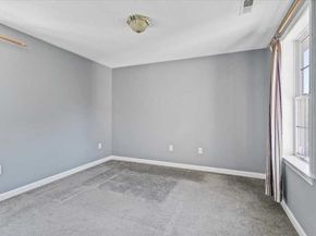 89 Boulder Hill Rd, Holden MA 01522