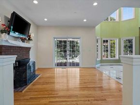 89 Boulder Hill Rd, Holden MA 01522