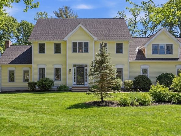 85 Cedar Crest Dr, Bridgewater MA 02324