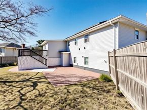 4 Virginia Ave, Brockton MA 02302