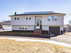 4 Virginia Ave, Brockton MA 02302