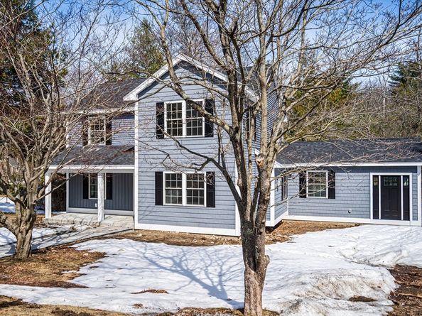 35 Homestead Road, Lynnfield MA 01940