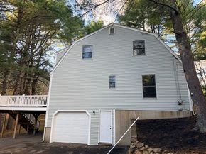 18 Boxford Rd, Topsfield MA 01983