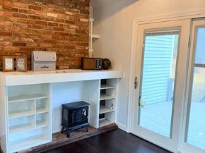 18 Boxford Rd, Topsfield MA 01983