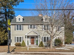 45 Kingsbury St, Wellesley MA 02481