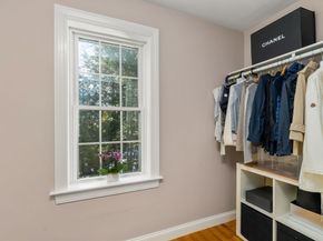 45 Kingsbury St, Wellesley MA 02481