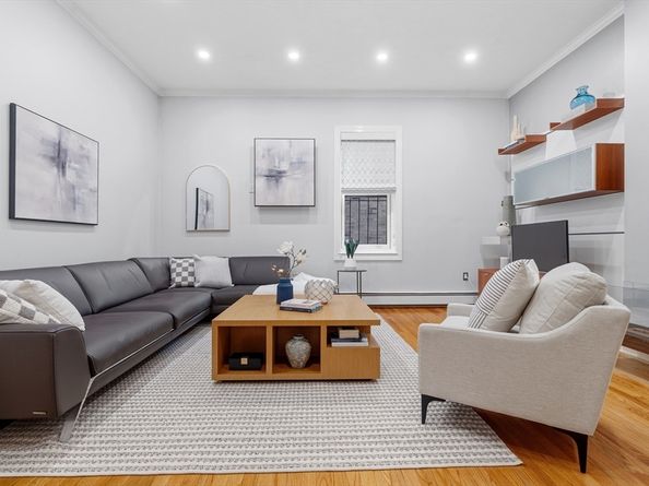 22 Church St 2, Boston MA 02116