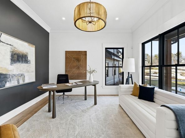 9 Tuttle Lane, Lynnfield MA 01940