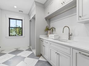 9 Tuttle Lane, Lynnfield MA 01940