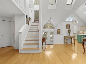 29 Deer Path 29, Hudson MA 01749