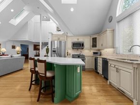 29 Deer Path 29, Hudson MA 01749