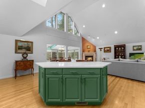 29 Deer Path 29, Hudson MA 01749