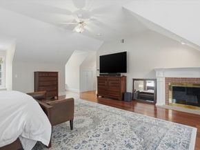 4 Knights Ct, Newbury MA 01951