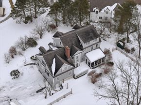 4 Knights Ct, Newbury MA 01951