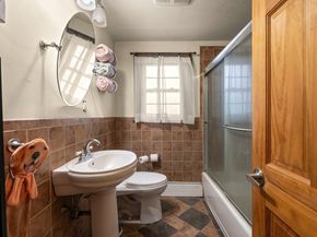 15 Roland Road, Peabody MA 01960