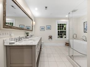 6 Leavitt St, Hingham MA 02043