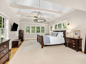 6 Leavitt St, Hingham MA 02043