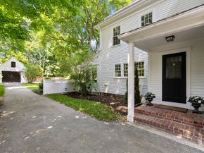 6 Leavitt St, Hingham MA 02043