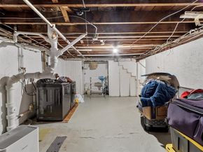 18 Dunham Rd, Beverly MA 01915