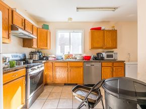 10 Lucian St, Worcester MA 01603