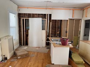 93 Fairfax Rd, Worcester MA 01610