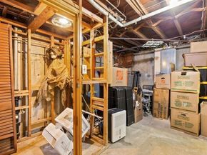 78 Circuit Rd, Weymouth MA 02190