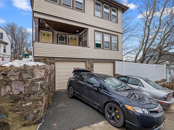 11 Birch St, Lynn MA 01902