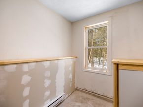 17 Gray Rd, Templeton MA 01468