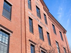 41-43 Phillips St 8, Boston MA 02114