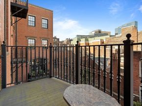 41-43 Phillips St 8, Boston MA 02114