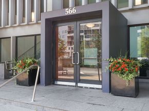 566 Commonwealth 1207, Boston MA 02215