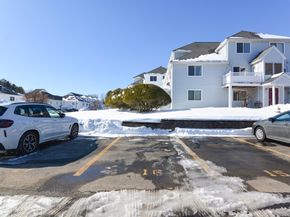 360 Littleton Rd A4, Chelmsford MA 01824