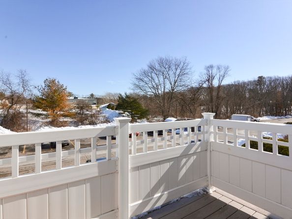 360 Littleton Rd A4, Chelmsford MA 01824