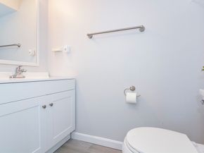 360 Littleton Rd A4, Chelmsford MA 01824