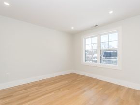 15 Cedarcroft Lane, Waltham MA 02451