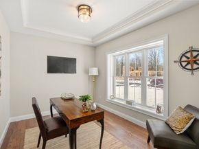 18 Danielles Way, Worcester MA 01606