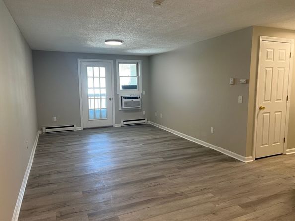 164 Heritage Dr 164, Northbridge MA 01588