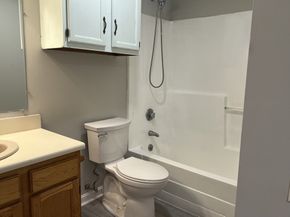 164 Heritage Dr 164, Northbridge MA 01588