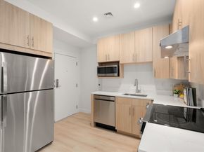 1151 Walnut 402, Newton MA 02461