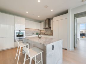 135 Seaport Blvd PH3B, Boston MA 02210