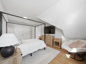 1 Junction Ln 1, Hamilton MA 01982