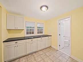 3 Revere Ct, Canton MA 02021