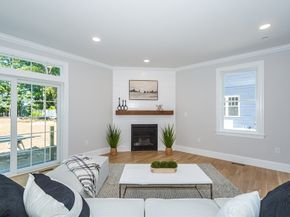 293 Bacon St A, Natick MA 01760