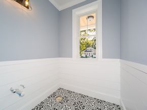 293 Bacon St A, Natick MA 01760