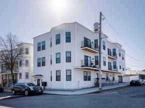 7 Wordsworth 11A, Boston MA 02128