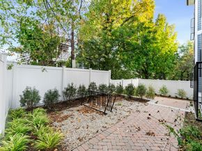 115 Thurston St I, Somerville MA 02145