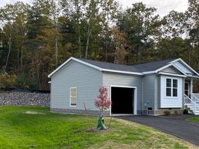 6 Berry Farms Road 6, Sturbridge MA 01566